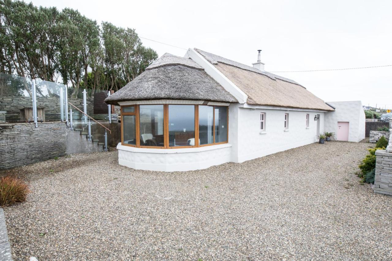 Storytellers Cottage Ballycotteen Екстериор снимка